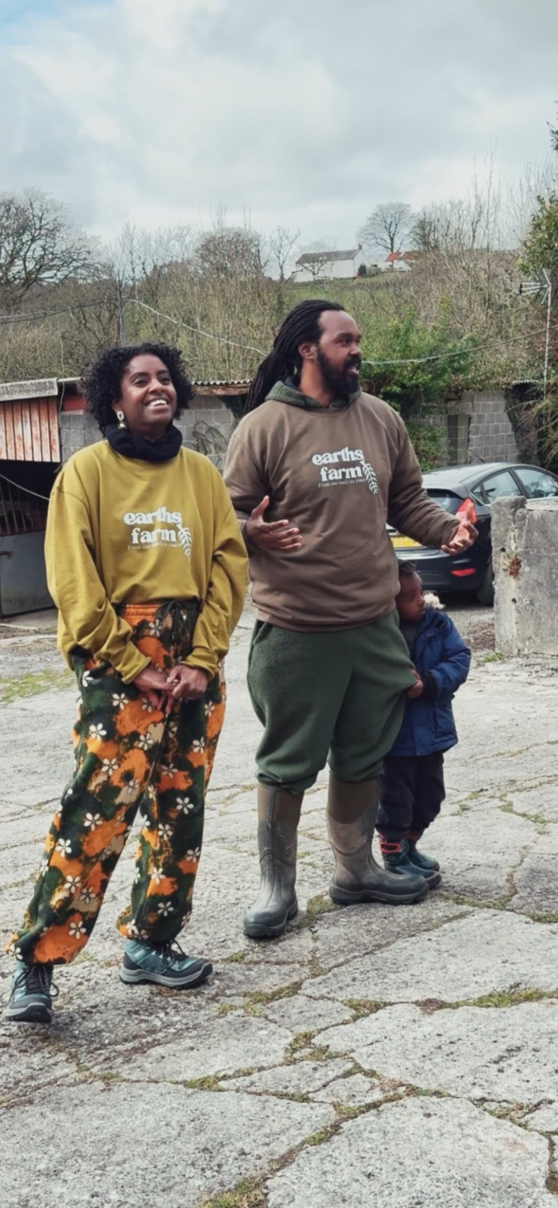 Earths Farm 'We came here' Jumpers